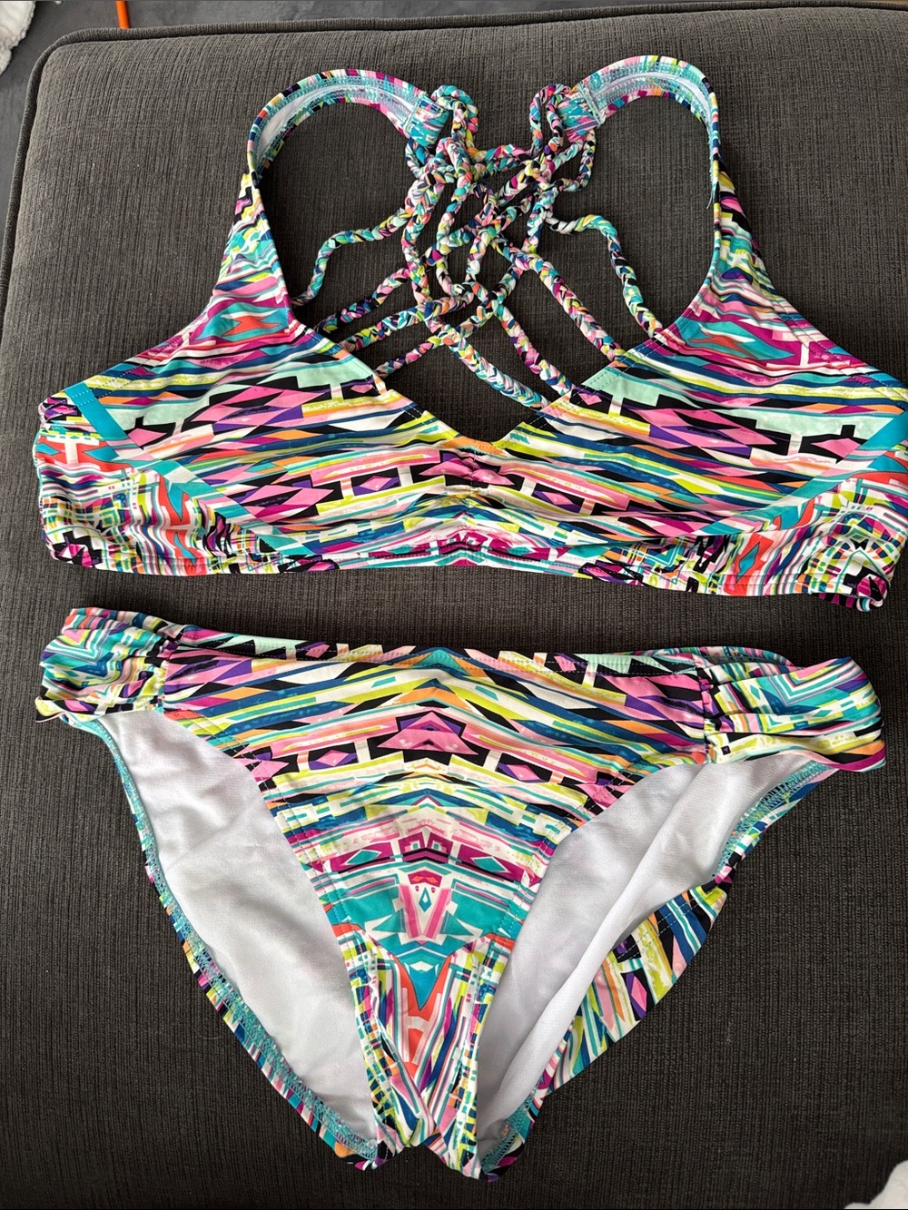 Multicolor Strappy Back Women's Bikini Set